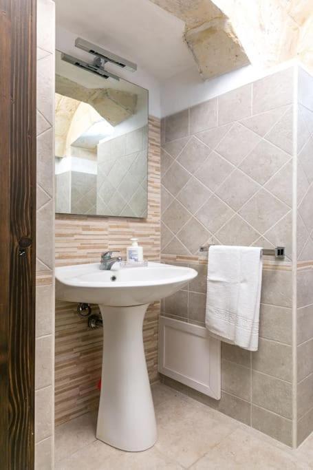 Dimora Del '500 In Zona Santa Croce Apartment Lecce Exterior photo